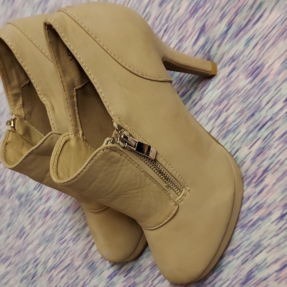 Soft tan Heels